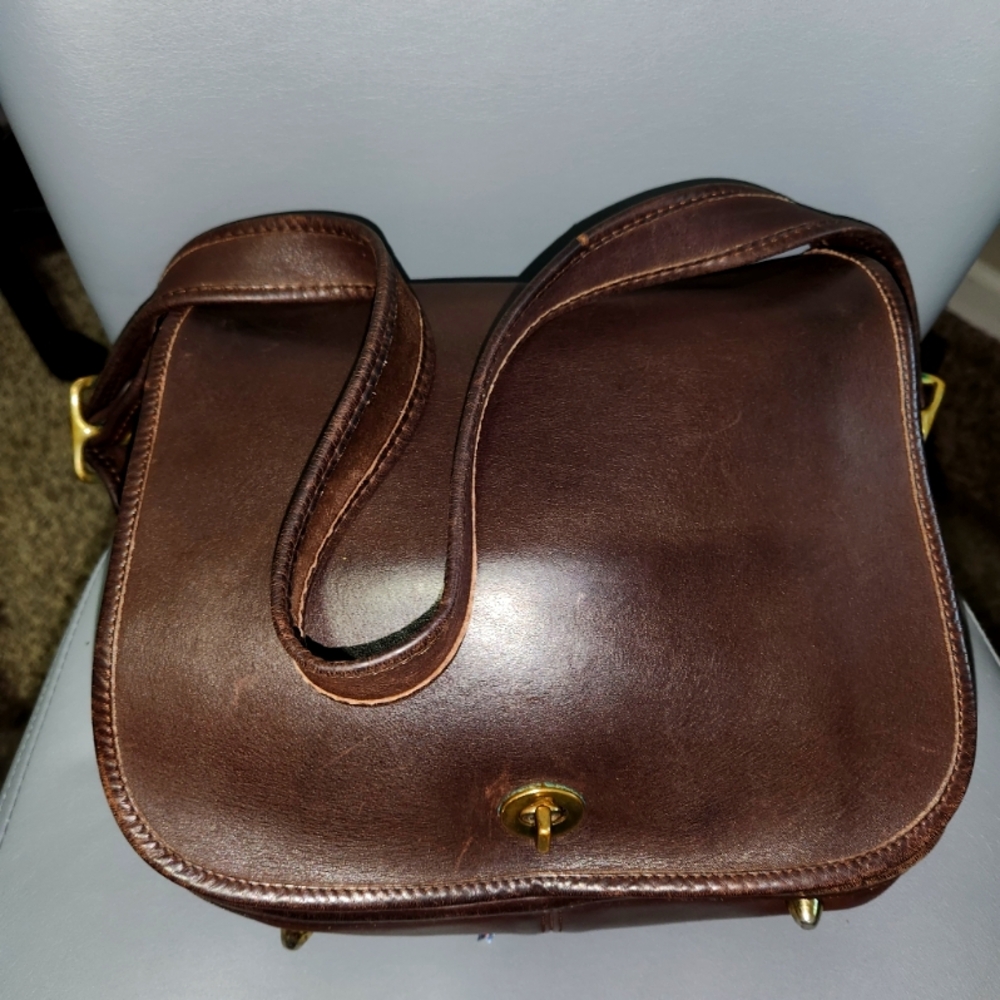 COACH Vintage Stewardess Bag -- brown leather